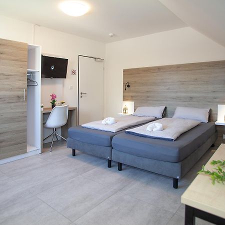 Mk Hostel Oyten - Free Wifi & Parking - 24H Check-In Exterior photo