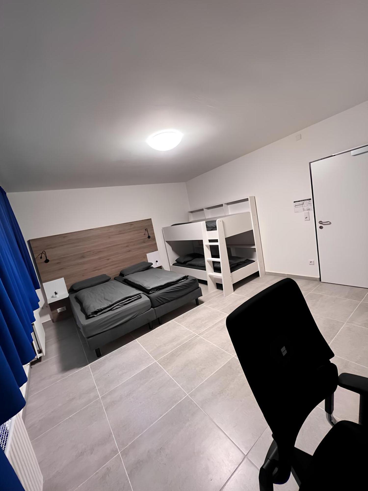 Mk Hostel Oyten - Free Wifi & Parking - 24H Check-In Exterior photo