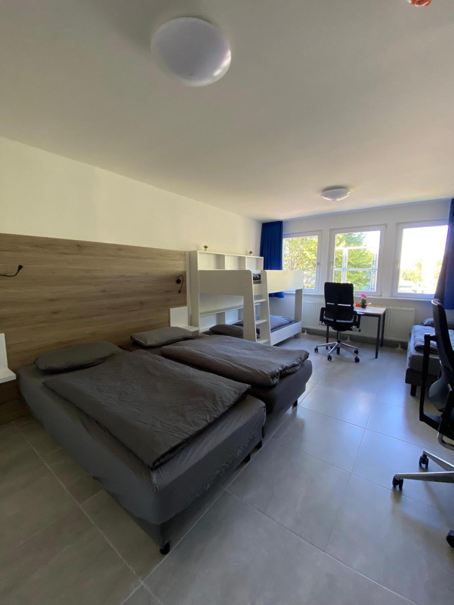 Mk Hostel Oyten - Free Wifi & Parking - 24H Check-In Exterior photo