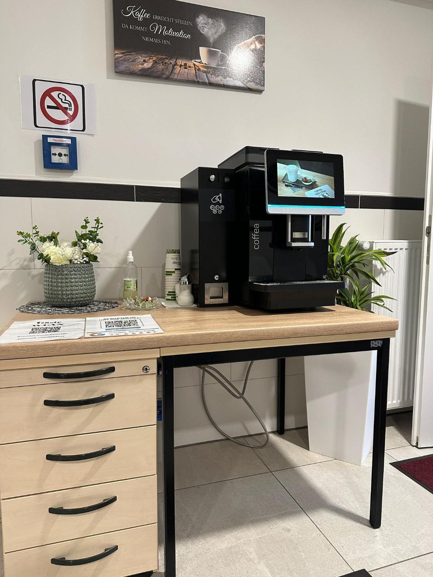 Mk Hostel Oyten - Free Wifi & Parking - 24H Check-In Exterior photo
