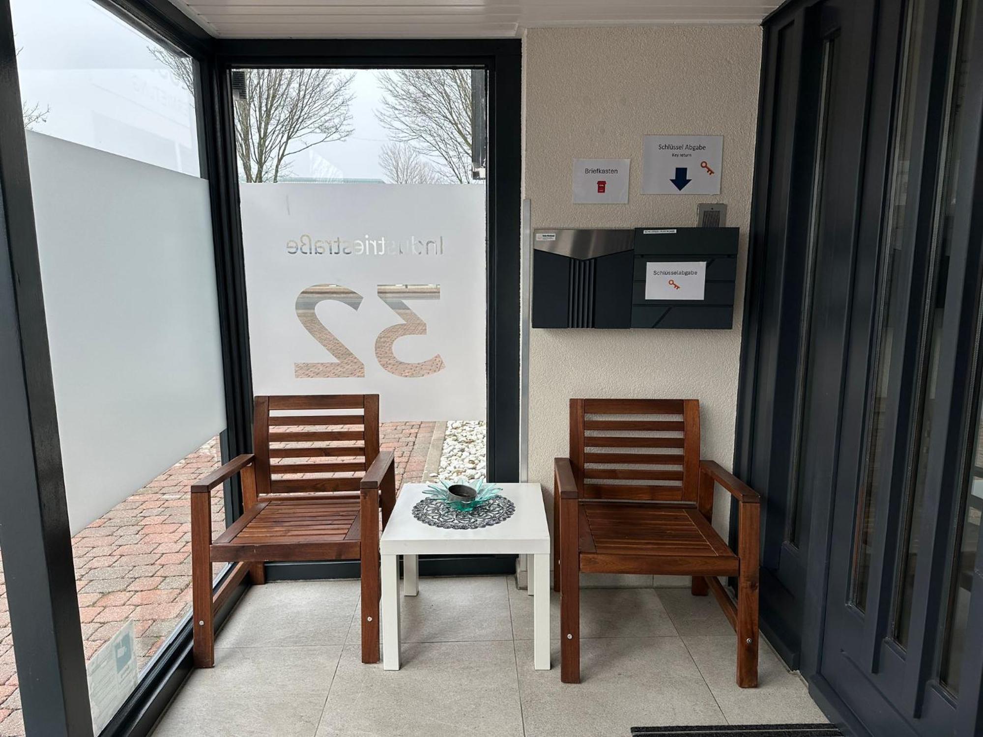 Mk Hostel Oyten - Free Wifi & Parking - 24H Check-In Exterior photo