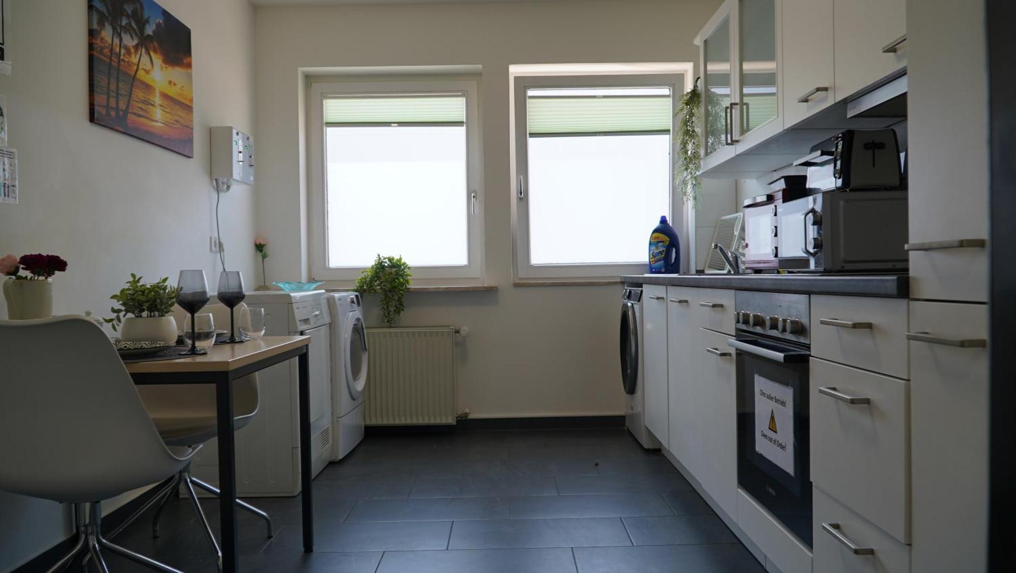 Mk Hostel Oyten - Free Wifi & Parking - 24H Check-In Exterior photo