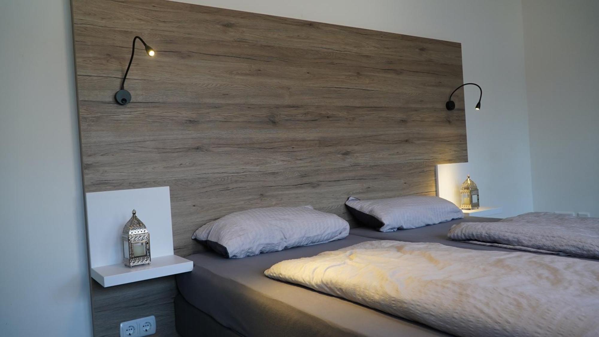 Mk Hostel Oyten - Free Wifi & Parking - 24H Check-In Exterior photo